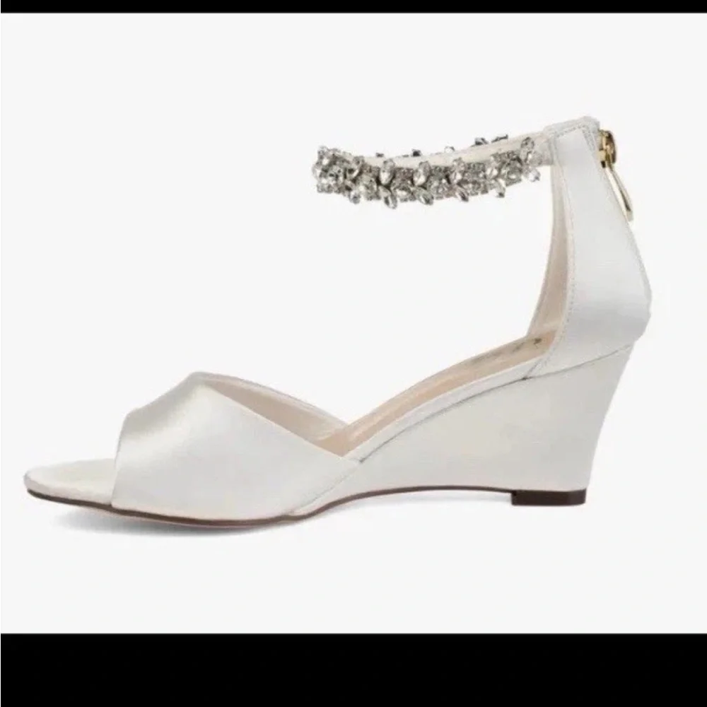 Journee Collection journee collection